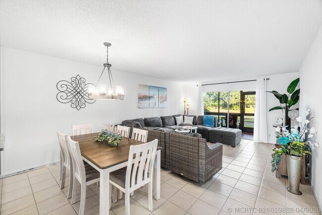 Building Photo - 7321 Amberly Ln
