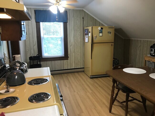 414 W Pico Blvd (sótano) - Plano de planta - 38 Highland St