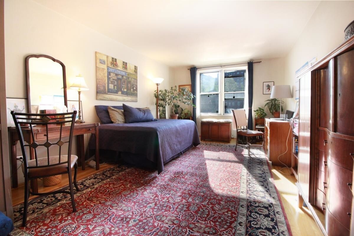 Foto principal - 153 Bennett Avenue