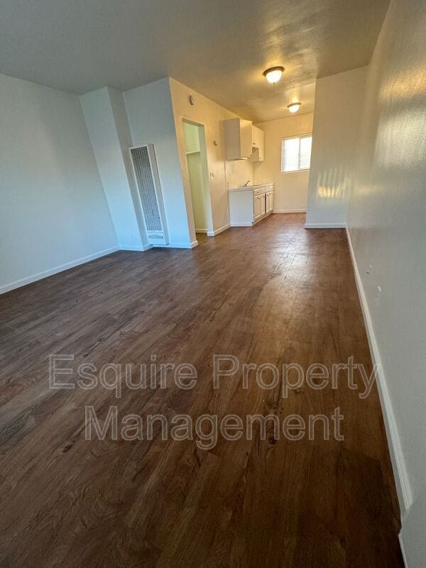 Foto del edificio - 730 W Channel Islands Blvd