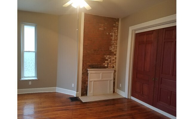 Foto del edificio - 2201 Kemper Ln