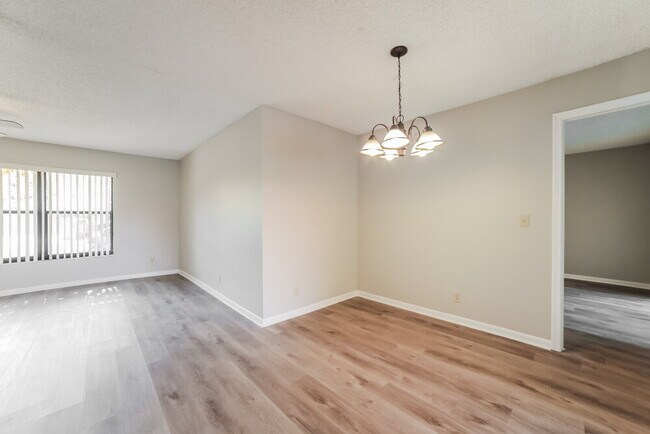 Building Photo - 10677 NW 6th Ct