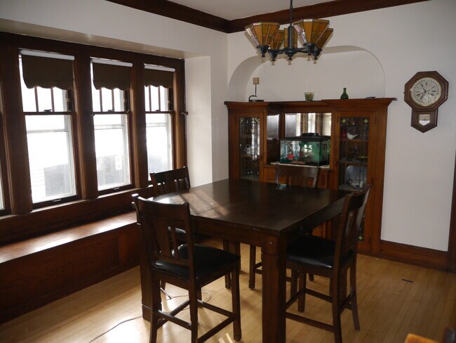 Foto del edificio - 1533 N 50th Pl