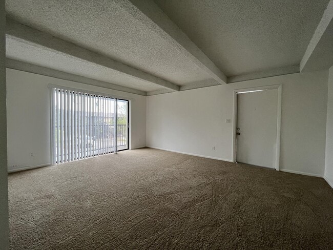 Building Photo - 1325 S Flagler Ave