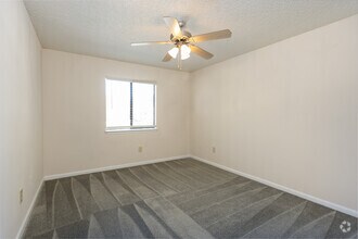 1BR, 1BA - 625SF - Mallard Cove Apartments