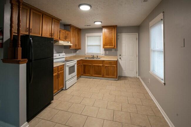 Building Photo - 4987 Galveston Dr