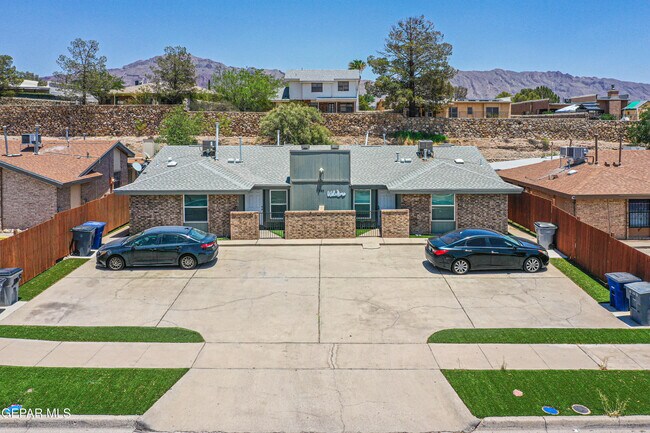 Foto del edificio - 630 White Cliffs Dr