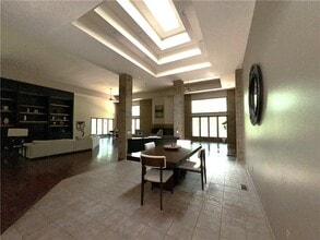 Building Photo - 214 Shipmaster Dr