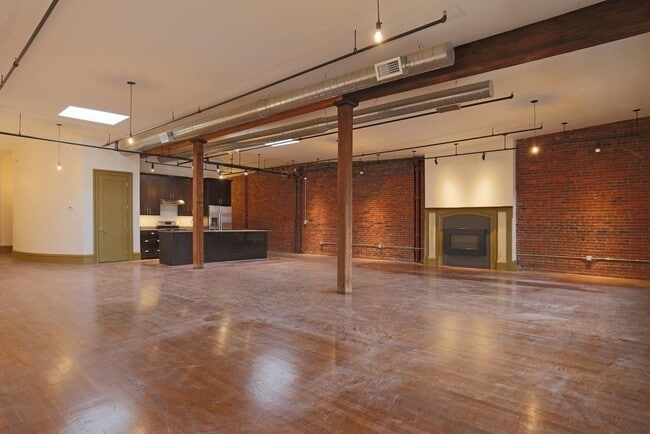 Foto del edificio - 144 Lincoln St