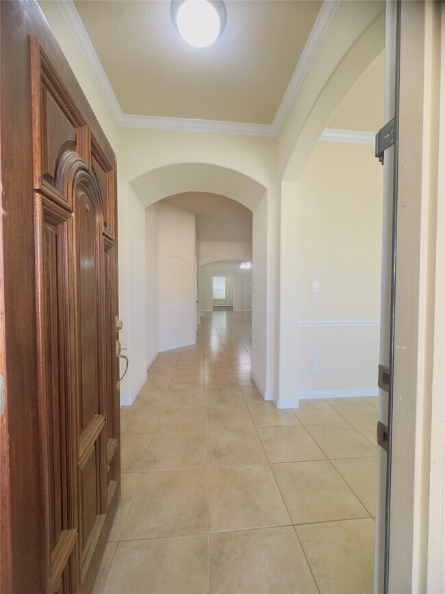 Foto del edificio - 26327 Cedar Pine Dr