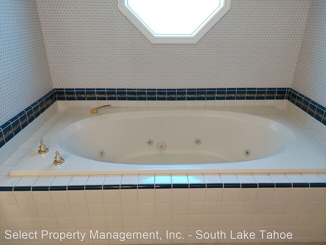 Building Photo - 3 br, 2.5 bath House - 457 Lido Dr