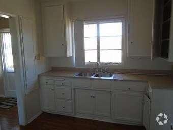 Foto principal - 5721 Condon Ave