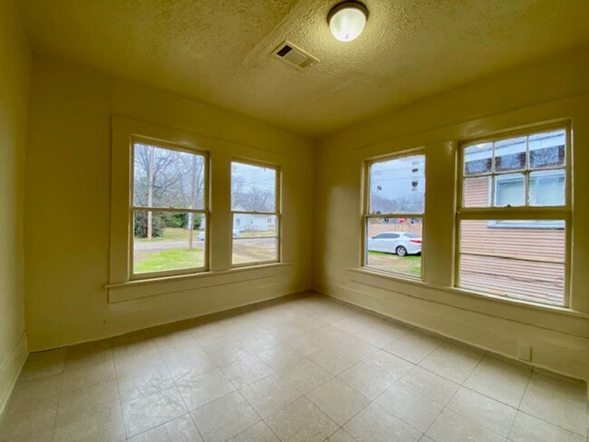 Foto del edificio - 3 Bedroom 1 Bath Home Available in Bossier...