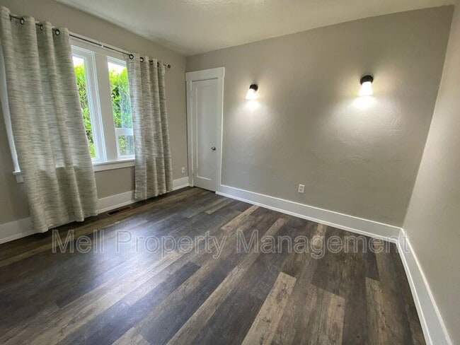 Foto del edificio - 523 N 1st St