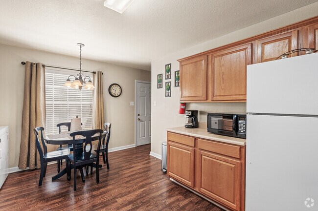 Modelo 2BR , 1,5BA - 1180SF - Magnolia Place Townhomes