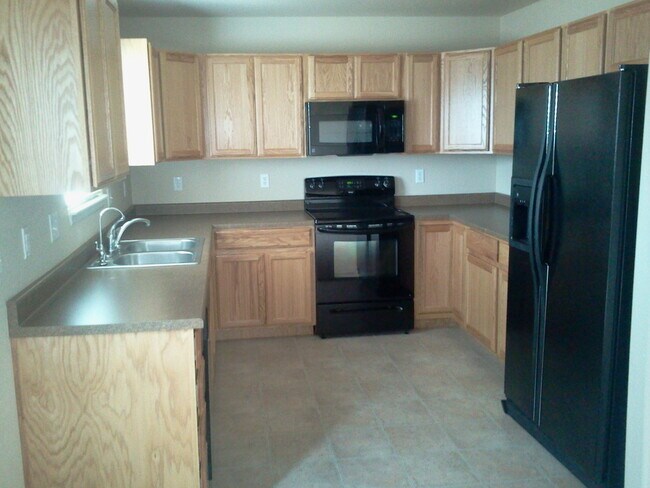 Foto del edificio - Great Home Close to Ft. Carson!