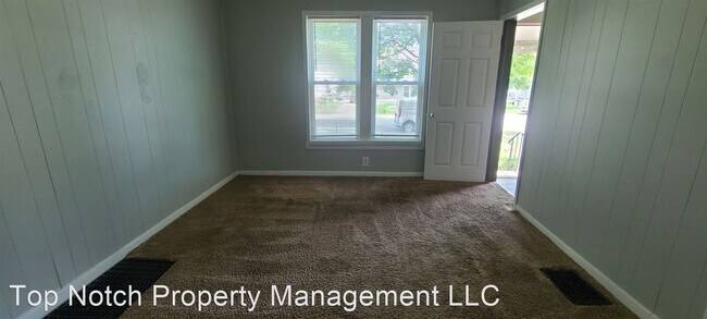 Foto del edificio - 3 br, 1 bath House - 2424 5th Avenue