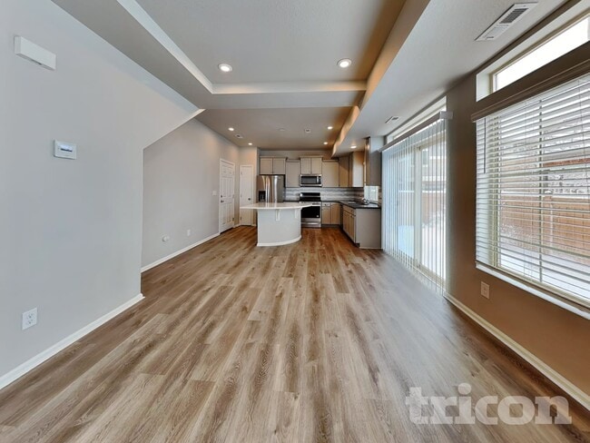 Building Photo - 10550 Waco St