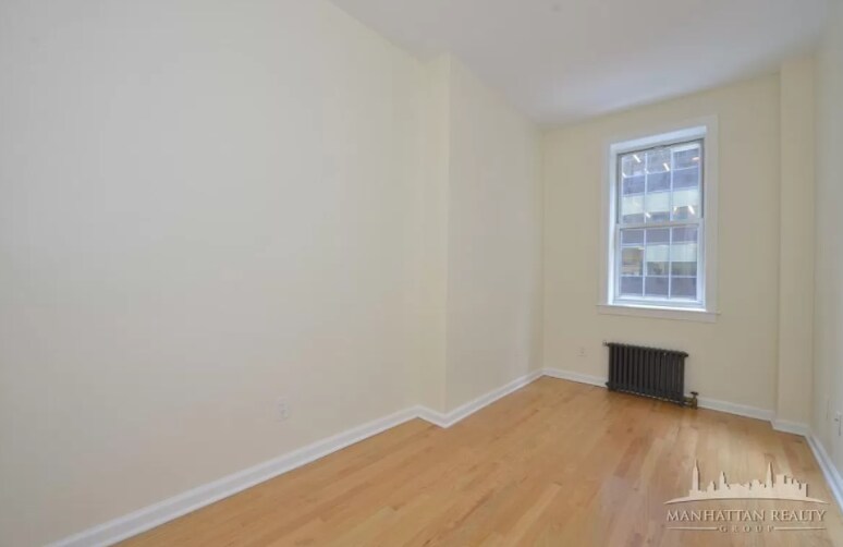 Building Photo - 56 W 56th St