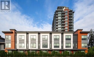 Building Photo - 2728-2728 Acadia Rd