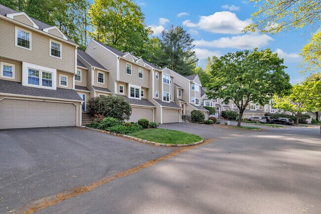 Foto del edificio - 139 Governor Trumbull Way