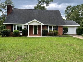 Building Photo - 1115 Williams Dr