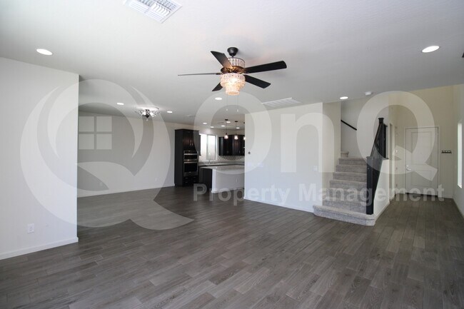 Building Photo - 3143 E Tina Dr