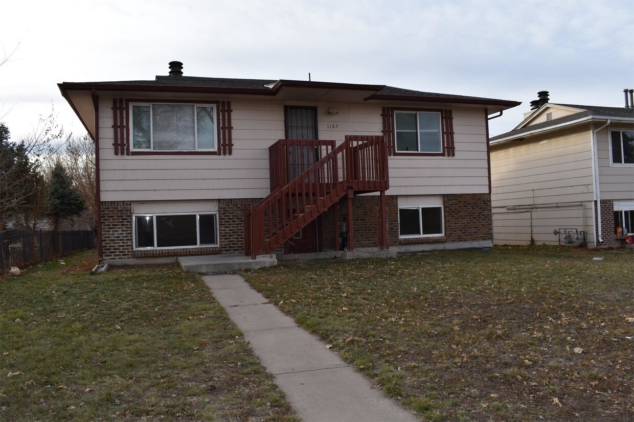 1167 Xenia St, Denver, CO 80220 Townhome Rentals in Denver CO