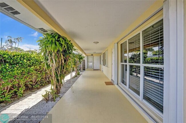 Foto del edificio - 219 NE 25th Ave