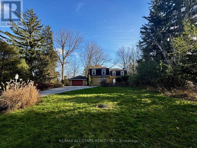 Photo du bâtiment - 25 Hill Crescent