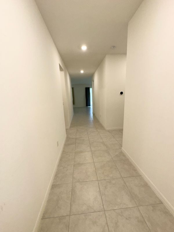 Foto del edificio - 3551 74th Ave Cir E