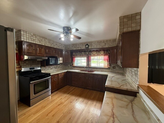 Foto del edificio - 8037 S Wentworth Ave