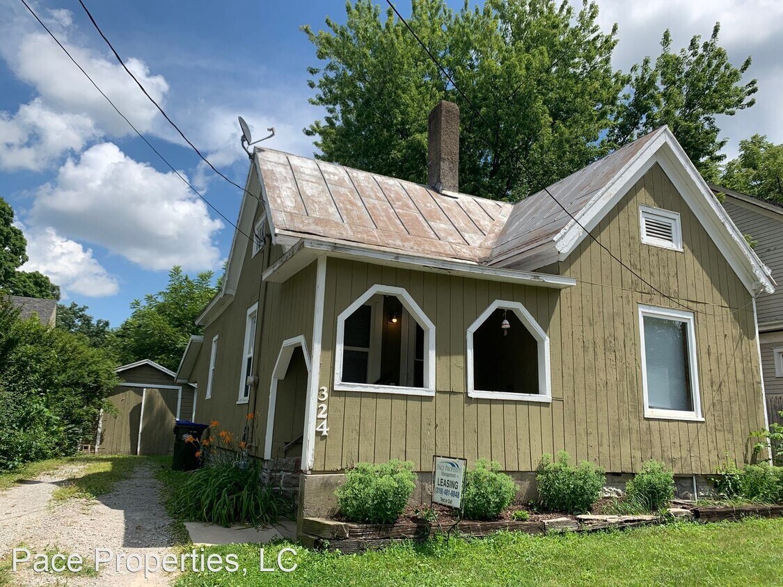 3 br, 1 bath House 324 N. Governor House for Rent in Iowa City, IA