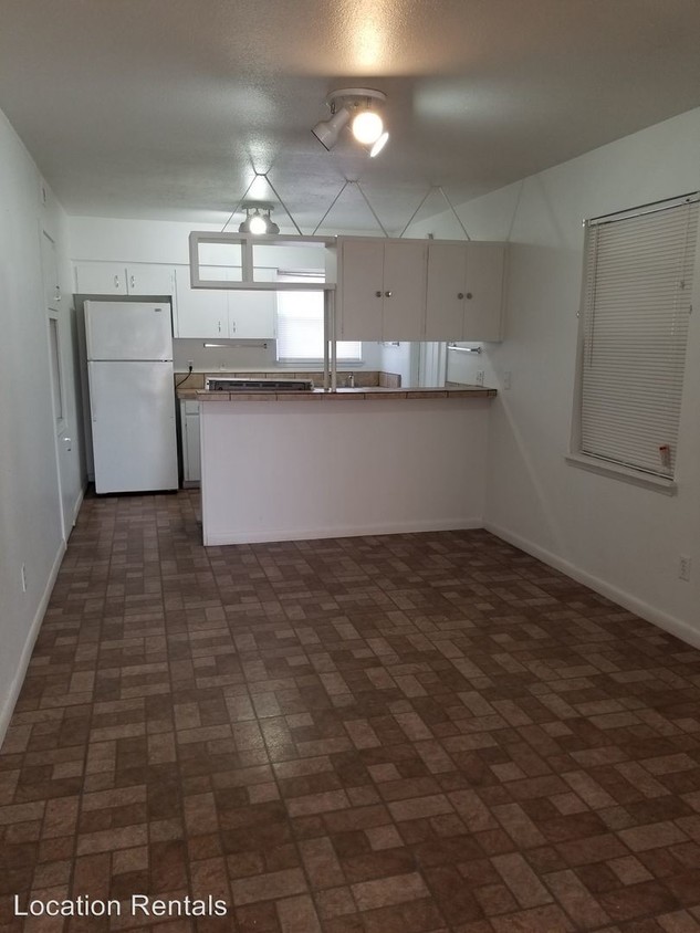 Primary Photo - 1704 26th St