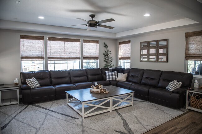 Foto del edificio - 2835 Rising Moon Way