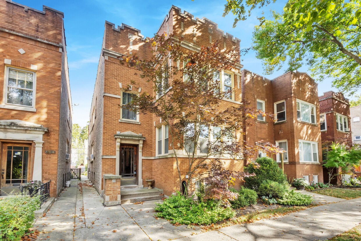 Foto principal - 5917 N Campbell Ave