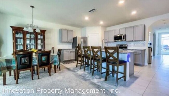 Foto del edificio - 4 br, 2 bath House - 364 Corso Loop