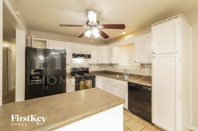 Foto del edificio - 1008 NW A St