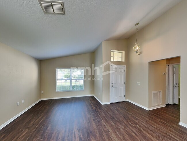 Building Photo - 145 Rose Hill Trail
