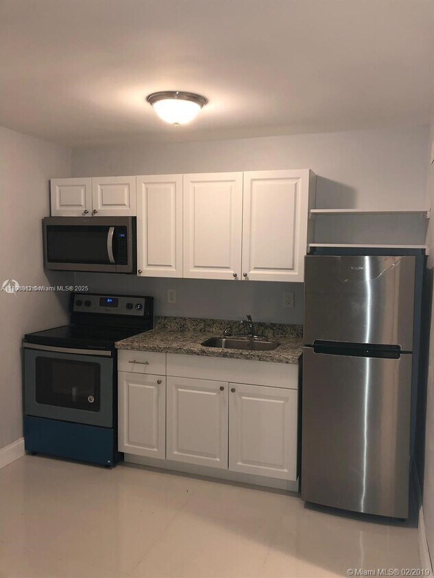 Foto principal - 1479 NW 16th St