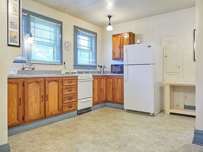 Foto del edificio - R0504