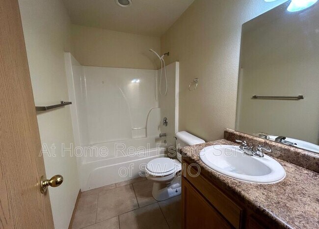 Building Photo - 5652 N Purple Ln