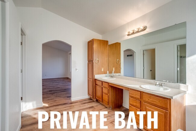 Building Photo - 4763 E 131st Pl