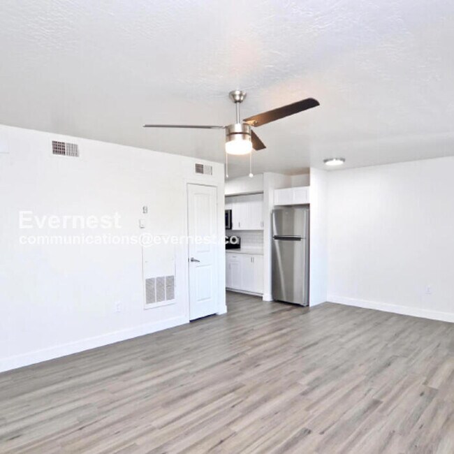 Foto del edificio - 2539 N 48th St