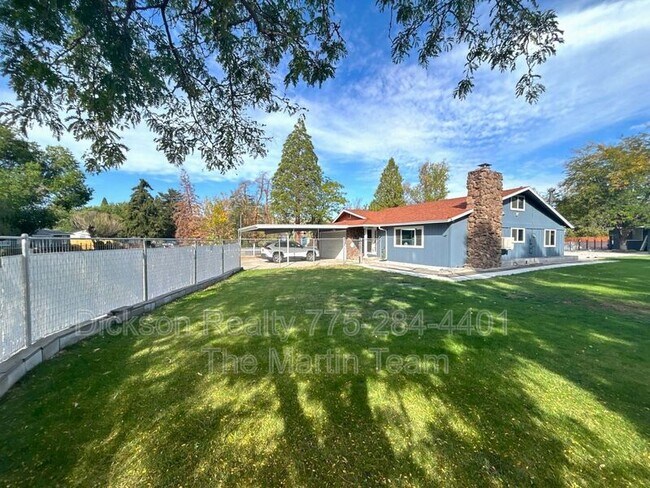 Building Photo - 2155 Citron St