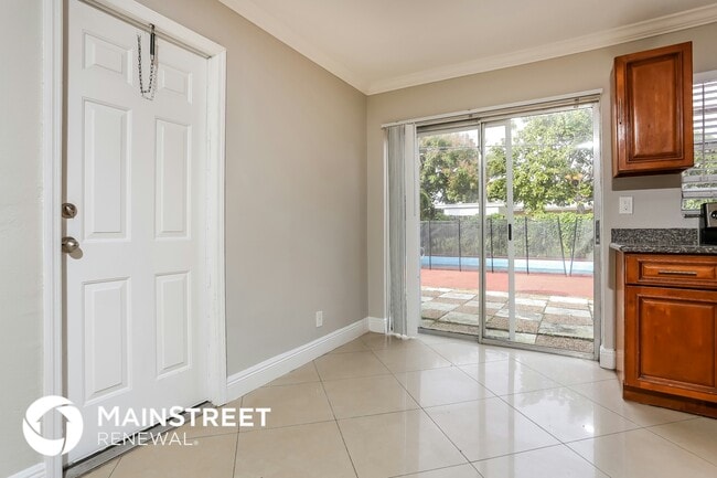Foto del edificio - 6461 SW 16th Ct