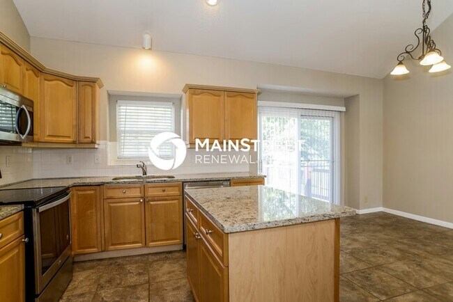Foto del edificio - 3 Bedroom Pet-Friendly Home in Kansas City, MO with Main Street Renewal