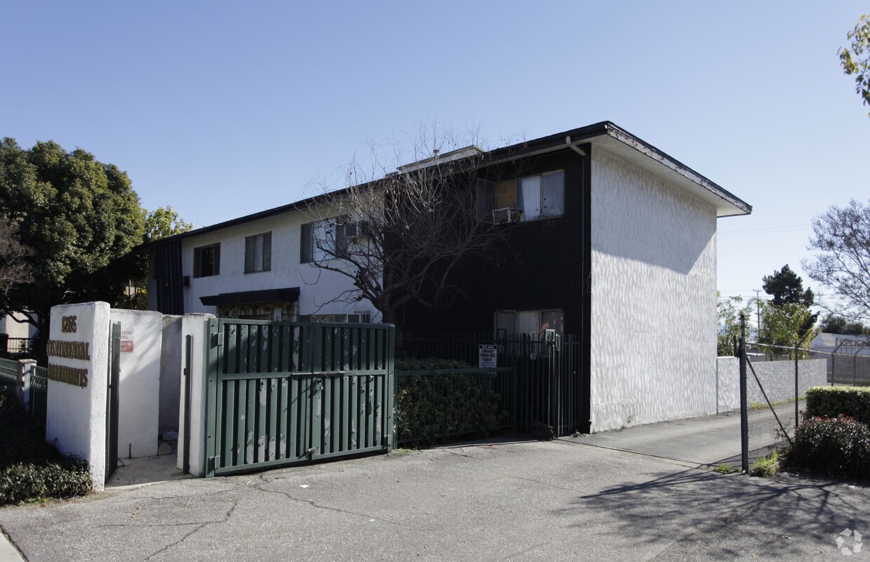 Primary Photo - Continental Apartments