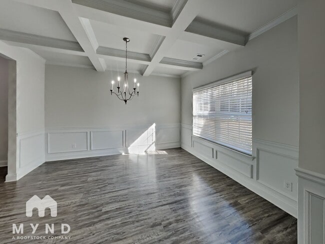 Building Photo - 464 Vandenburg Dr
