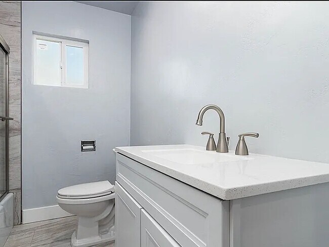 Foto del edificio - 25440 Plymouth St